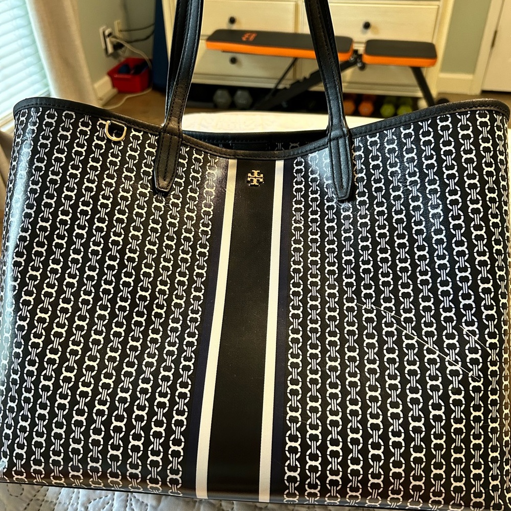 Tory Burch black and White Chain Stripe Tote